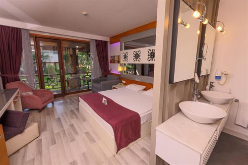 Flora Garden Beach Hotel (Adults Only 16+) - Eco Promo Room - 236385
