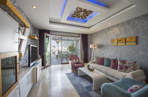 Flora Garden Beach Hotel (Adults Only +16) - SENIOR SUITE - 215087