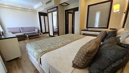 Goldcity Hotel - DELUXE SUITE - 215317