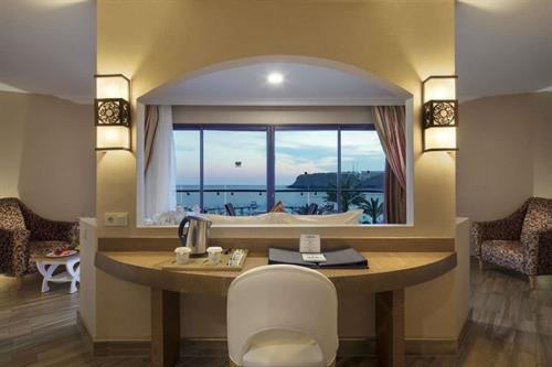 Granada Luxury Alanya - FAMILY ROOM SEA VIEW - 244753