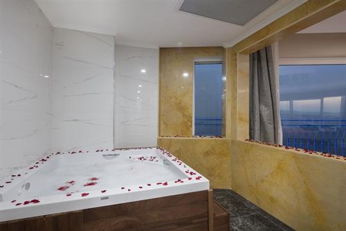 Granada Luxury Beach - SWAROVSKI SUIT - 239093