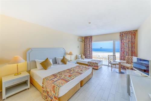 Grand Blue Sky International Hotel - STANDARD ROOM SEA VIEW. - 184126