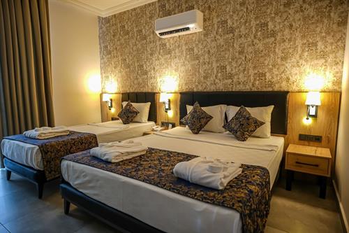 Grand Kolibri Prestige Hotel - Superior Jacuzzi Promo Room - 247806