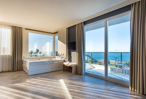 Grand Kolibri Prestige Hotel - SUPERIOR JACUZZI ROOM - 247804