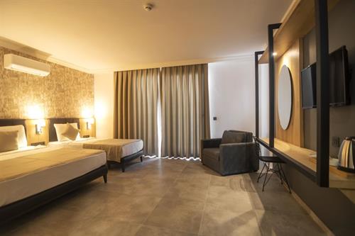 Grand Kolibri Prestige Hotel - SUPERIOR LARGE ROOM - 247803