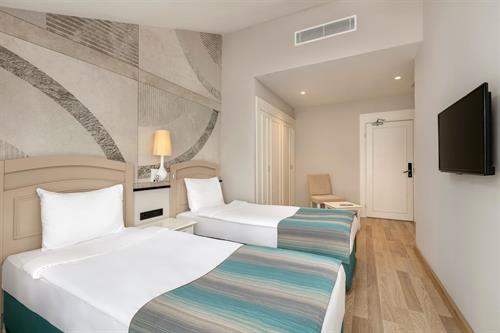 Greenwood Kemer Resort - Family Room - 215419