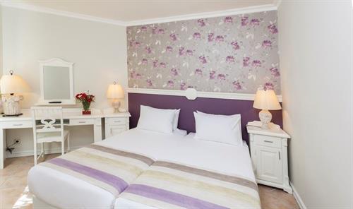 Iz Flower Side Beach - Family Room - 217464