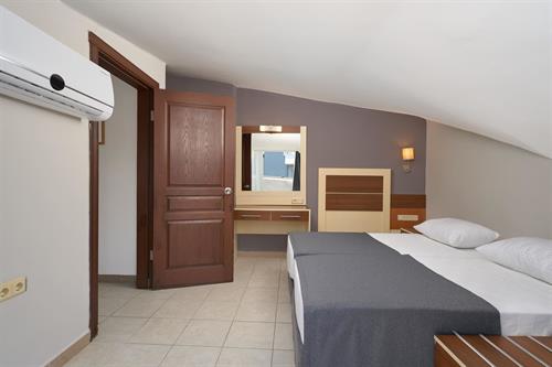 Kaila Krizantem Hotel - Family Room - 216133