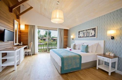 Kimera Lounge - Grapefruit Suite - 216525