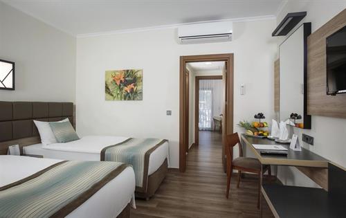 Kimeros Park Holiday Village - Kimeros Family Room - 200042