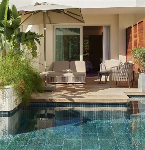 Lara Barut Collection - Deluxe Family Suite Swim Up - 244373