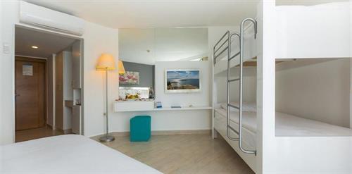 Le Bleu Hotel&resort - STANDARD BUNKBED ROOM SEA VIEW - 221651