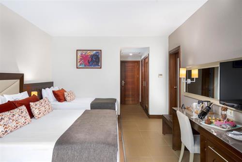 Leodikya Kirman Premium - FAMILY ROOM LAND VIEW - 221668