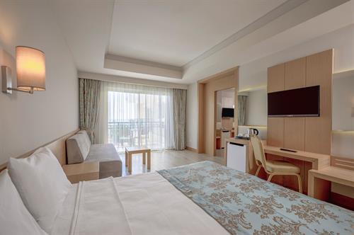 L'oceanica Beach Resort Hotel - MAIN BUILDING FAMILY ROOM - 230868