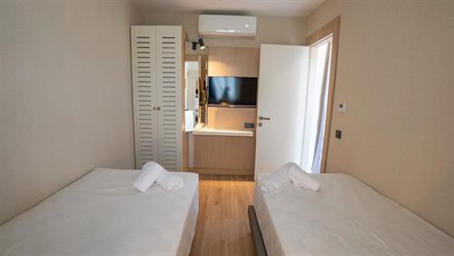 Long Beach Club Nature - Family Room With Connection Door - 187544