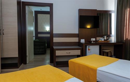Lonicera World Hotel - Family Room - 235462