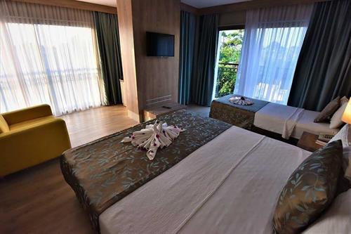 Lucida Beach Hotel - Junior Suite - 225669