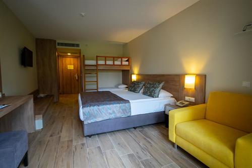 Lucida Beach Hotel - STANDARD BUNKBED ROOM - 225678