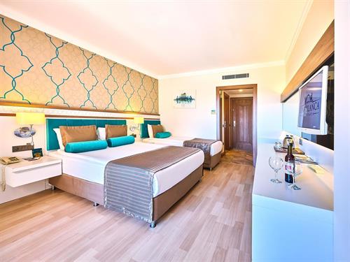 Luna Blanca Resort & Spa Hotel - Comfort Room Sea View - 222343