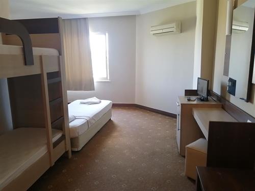 Magic Sun Hotel - Family Room - 222723