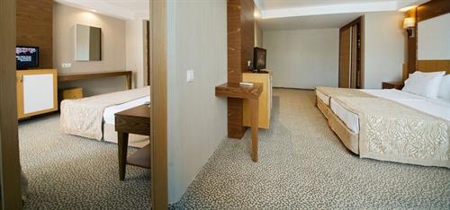 Mc Beach Park Resort - Family Room - 223249