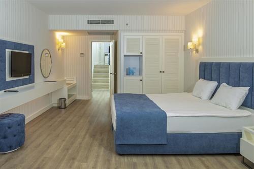 Mirada Del Mar Hotel - Family Room - 190654