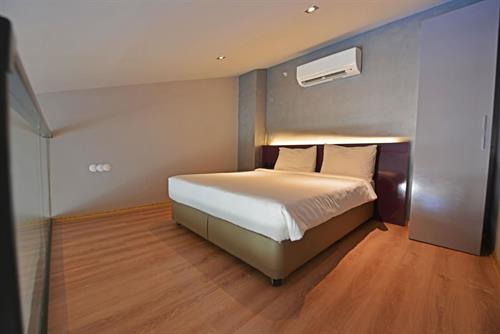 Mirage World - DELUXE LOFT SUITE - 248473