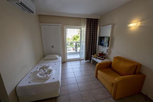 Mirage World - Family Room - 248447