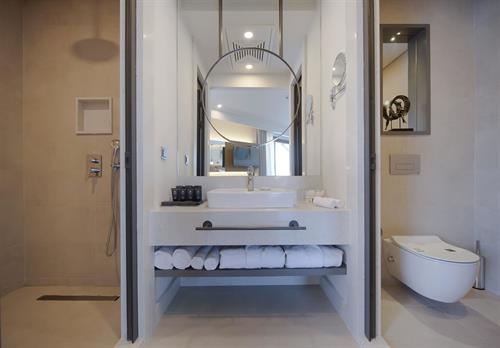 Miramare Beach Hotel - Deluxe Terrace Room With Jacuzzi - 224501