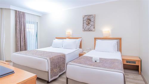 Miramare Queen Hotel - FAMILY MAIN BUILDING - 248616
