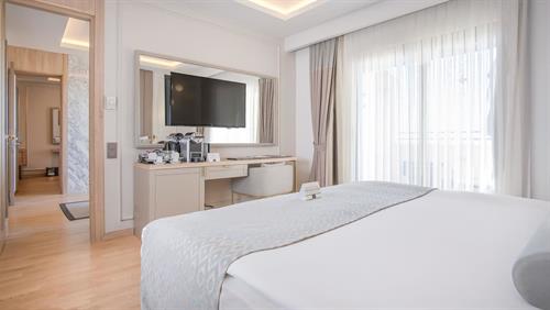 Miramare Queen Hotel - KING SUITE - 224510