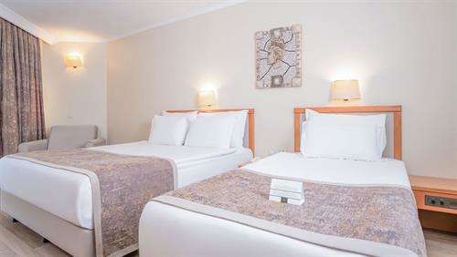 Miramare Queen Hotel - STANDARD ROOM SIDE SEA VIEW - 224538