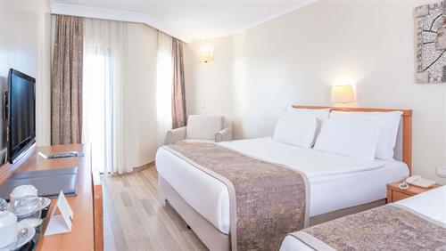 Miramare Queen Hotel - STANDARD ROOM SIDE SEA VIEW - 248609