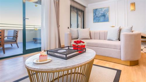 Miramare Queen Hotel - Suite With Jacuzzi & Sauna - 224550