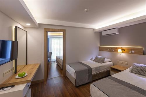 Narcia Resort Hotel - CLUB BUILDING FAMILY ROOM - 228082