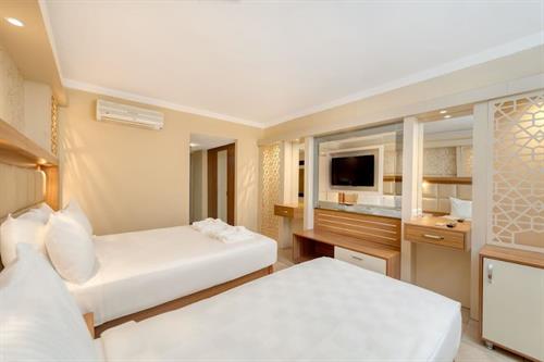 Oz Hotels Incekum Beach Resort - Family Room Economy Graund Floor - 243901