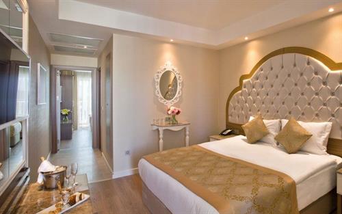 Oz Hotels Side Premium - Family Room - 248339