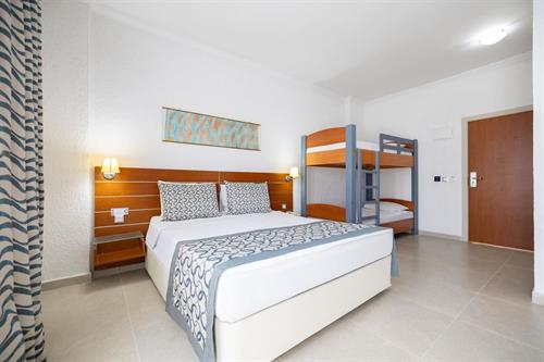 Petunya Beach Resort - FAMILY ROOM WITH BUNK BED - 222175