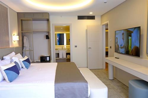 Pine Beach Belek - SKY SUITE - 249170