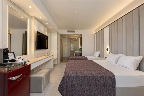 Port Nature Luxury Resort Hotel & Spa - STANDARD ROOM SEA VIEW - 237734