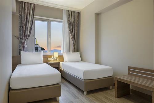 Ramada Resort Lara - FAMILY SUITE - 205600