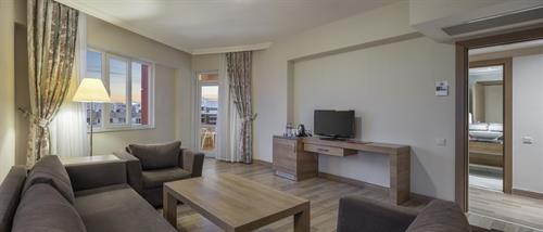 Ramada Resort Lara - FAMILY SUITE - 205601