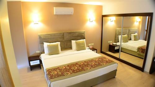 Risus Aqua Beach Resort Hotel - Anex Room With Sea View - 225645