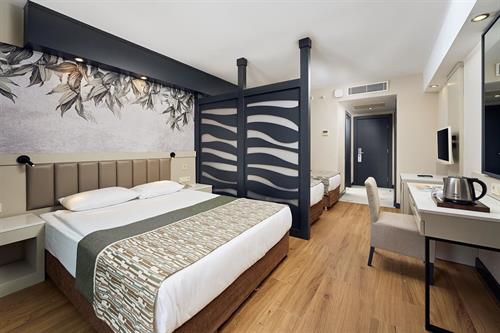 Seaden Sea World Resort & Spa Hotel - Chd Friendly Room Land View - 188577