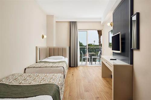 Seaden Sea World Resort & Spa Hotel - FAMILY ROOM LAND VIEW - 188560