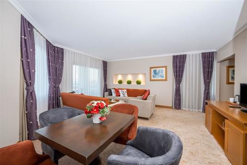 Selectum Family Resort Side - Main Bulding Suite Room - 242907