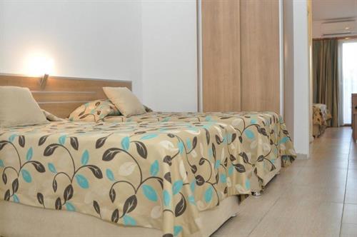 Selenium Hotel - FAMILY ROOM 2 BEDROOMS - 236420