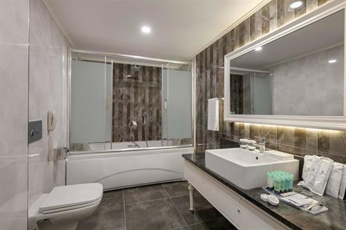 Sherwood Exclusive Lara - JACUZZI SUITE - 227370