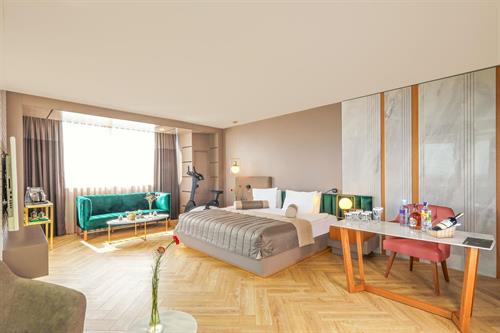 Sherwood Exclusive Lara - SKY SUITE - 227380