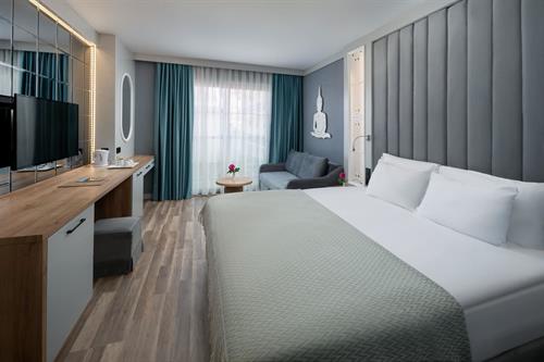 Siam Elegance Hotel & Spa - STANDARD ROOM SIDE SEA VIEW - 243656